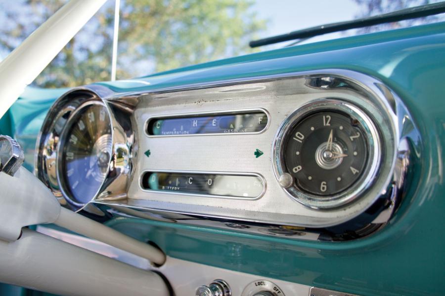  Chevrolet Bel Air Sport Coupe 1954 года  (фото 24 из 67)